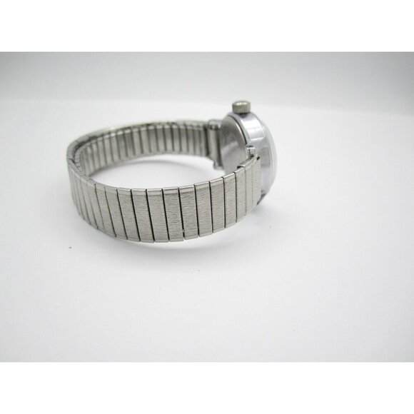 Vtg Women Timex Hand Wind Mechanical Analog 24mm Round Watch (H991) main image 6